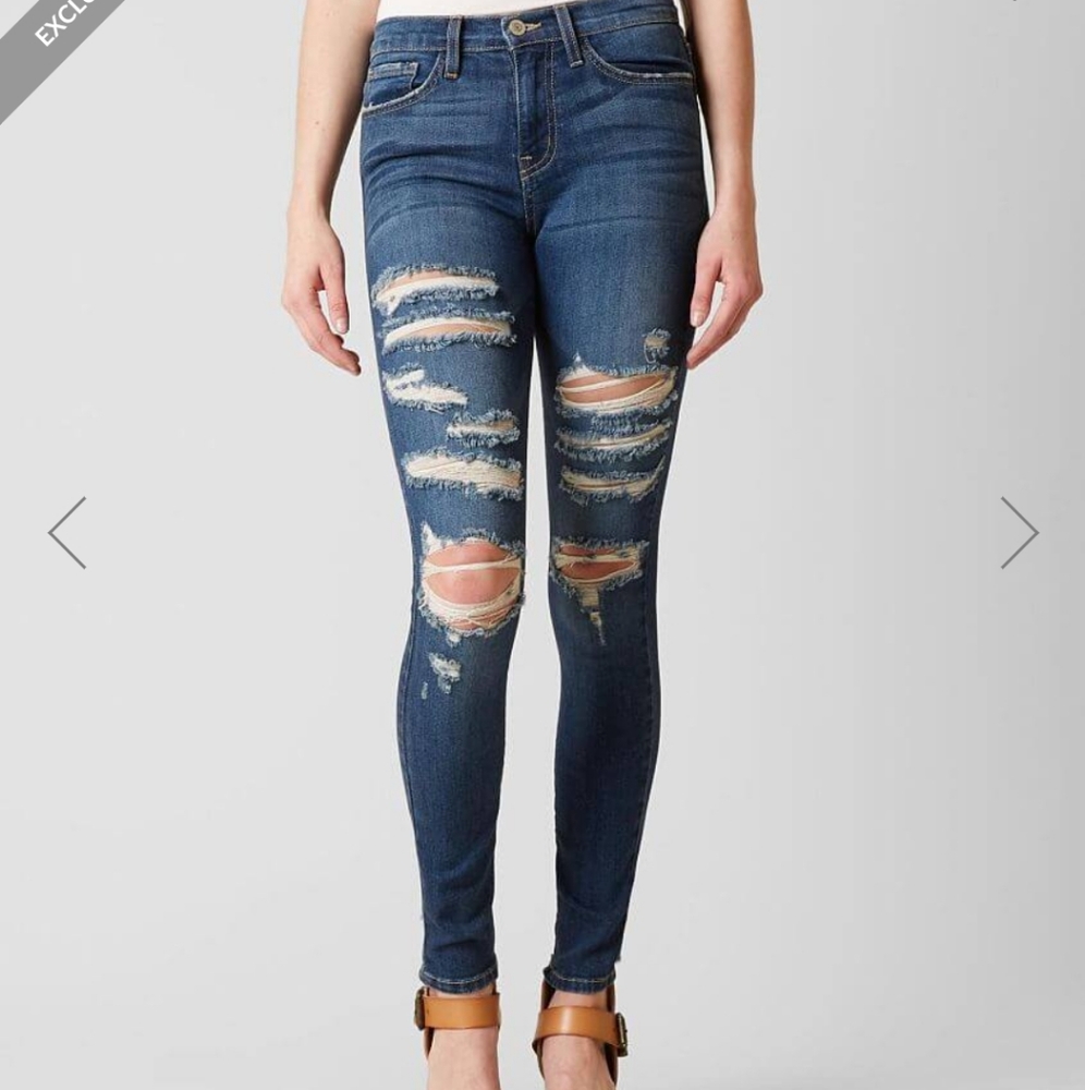 Flying Monkey Size 27 Distressed Skinny Jeans
